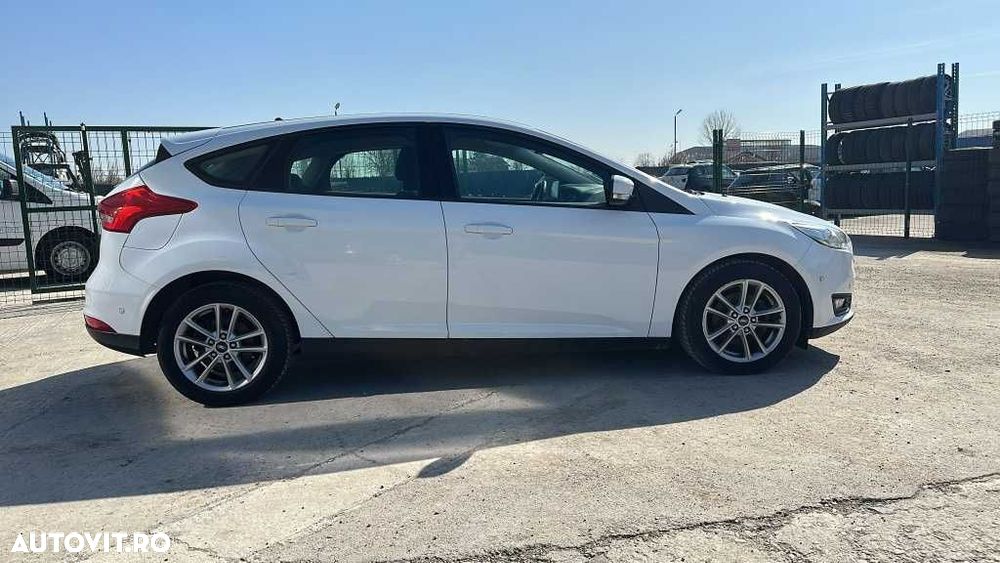 Dezmembram  FORD FOCUS 3, An 2018 ,1.5TDCI, Manual - 3