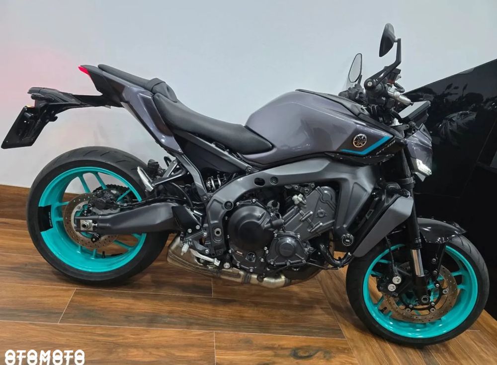 Yamaha MT - 5