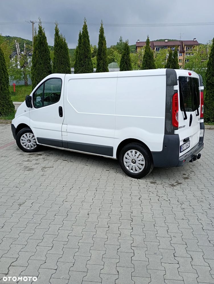 Renault Trafic - 8