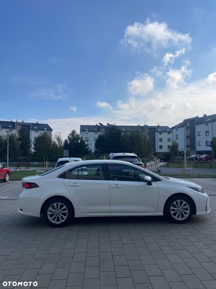 Toyota Corolla - 10