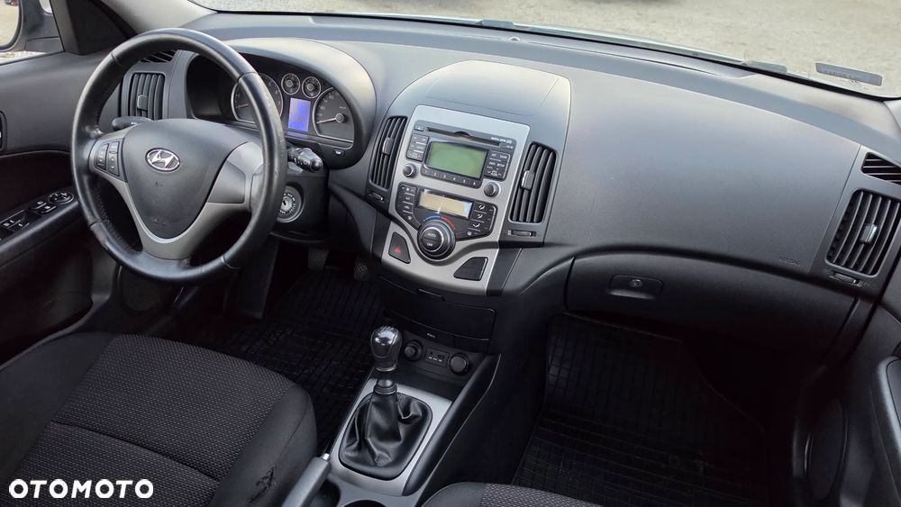 Hyundai i30 1.4 Comfort EU5 - 30