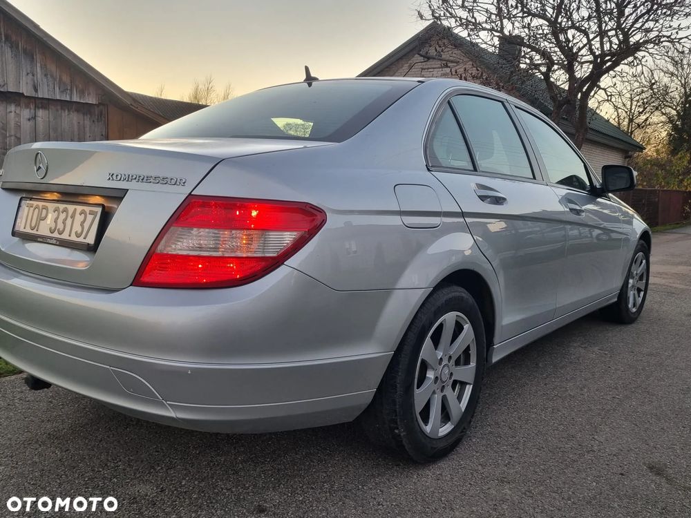 Mercedes-Benz Klasa C 180 Kompressor Avantgarde - 4