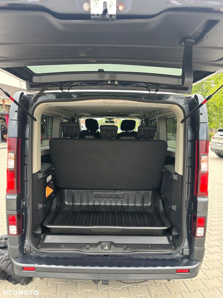 Renault Trafic Grand 2.0 dCi EDC - 7