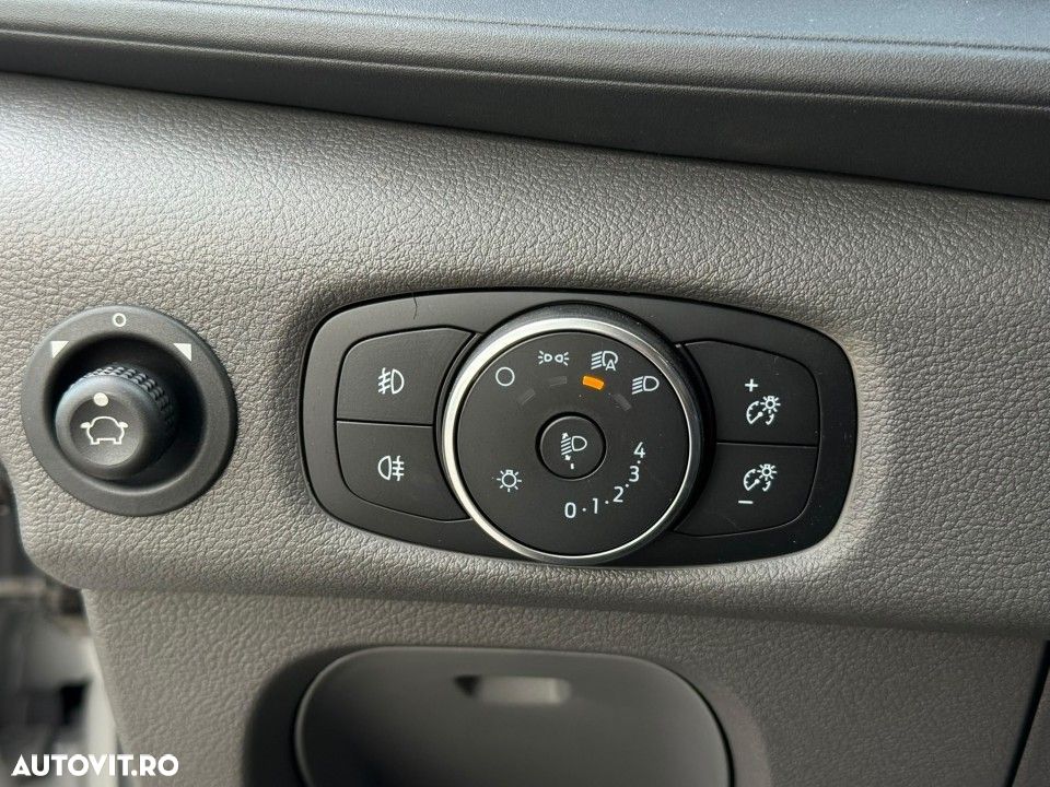 Ford Transit - 21