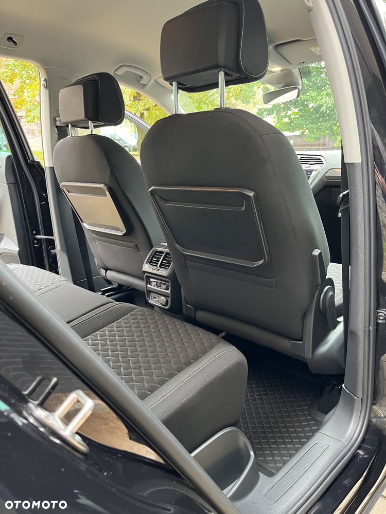 Volkswagen Tiguan - 16