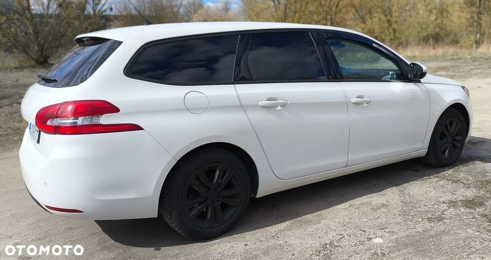 Peugeot 308 1.6 BlueHDi Active S&S EAT6 - 8