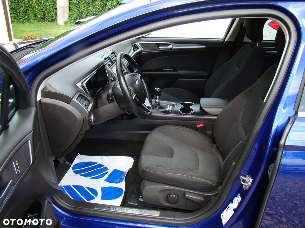 Ford Mondeo - 27