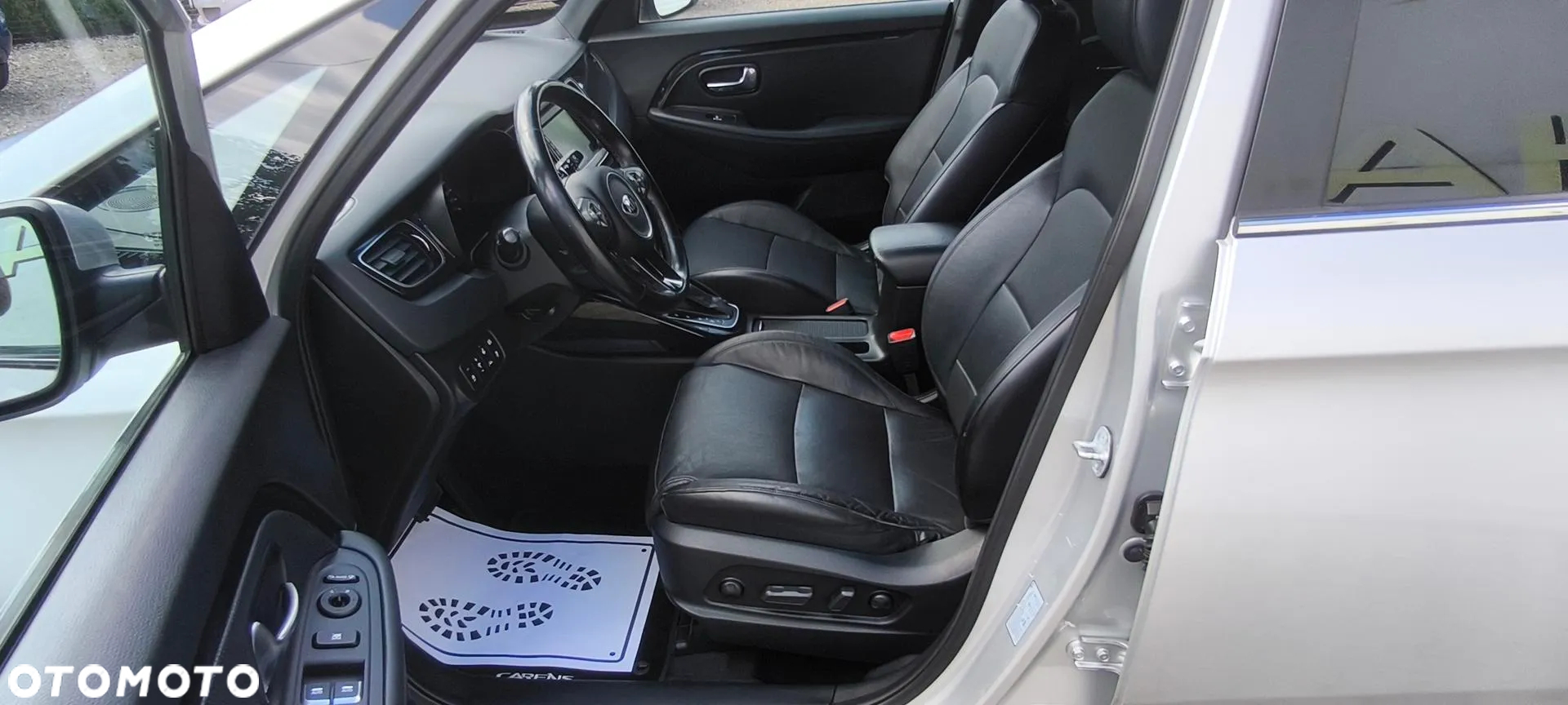 Kia Carens 1.7 CRDi XL 7os - 10