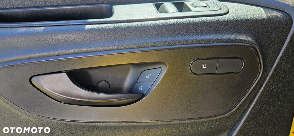 Mercedes-Benz Sprinter - 18