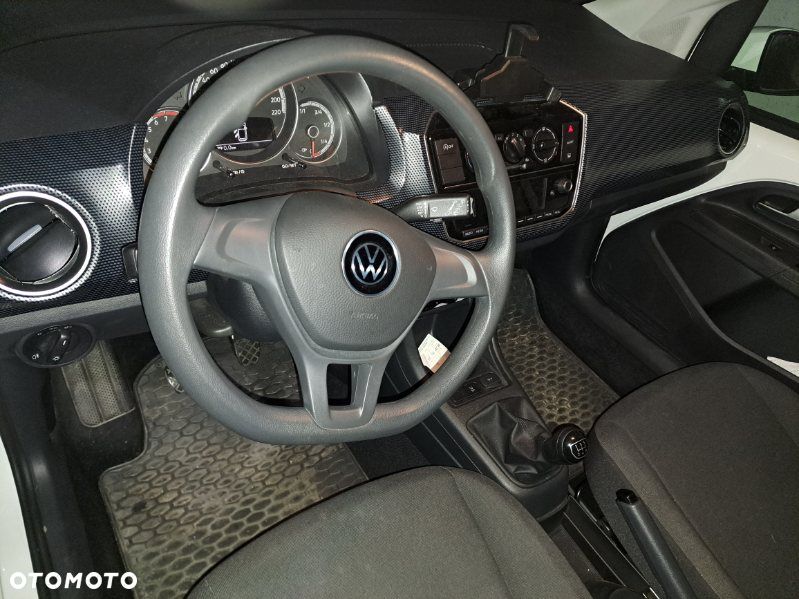 Volkswagen up! 1.0 move - 18