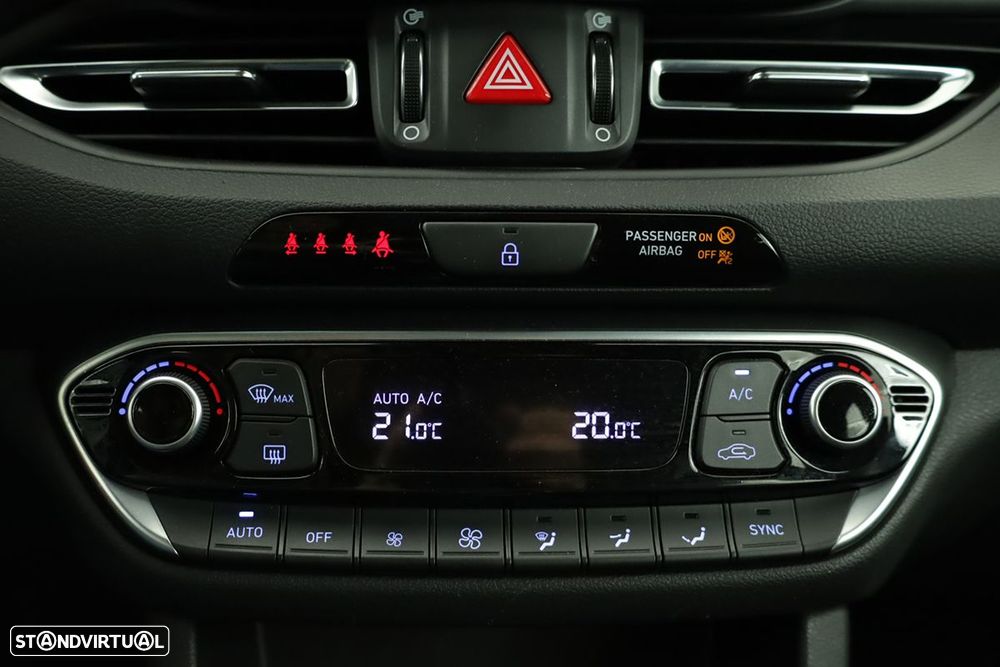 Hyundai i30 1.0 T-GDI Style Plus DCT - 11