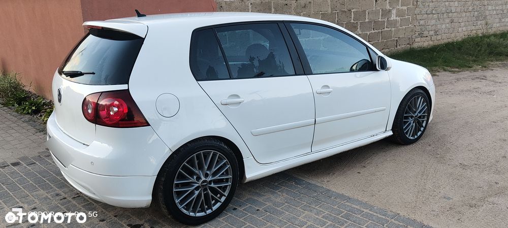 Volkswagen Golf - 4