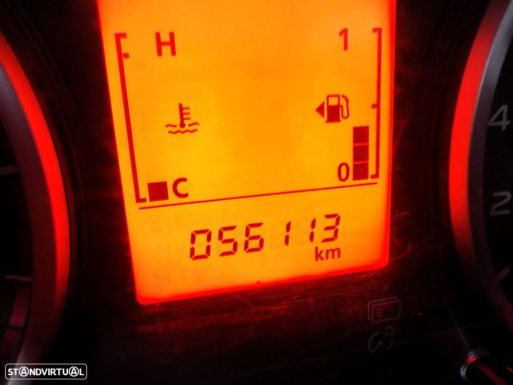 Mitsubishi L200 2.4 DI-D CD Invite 4WD - 15