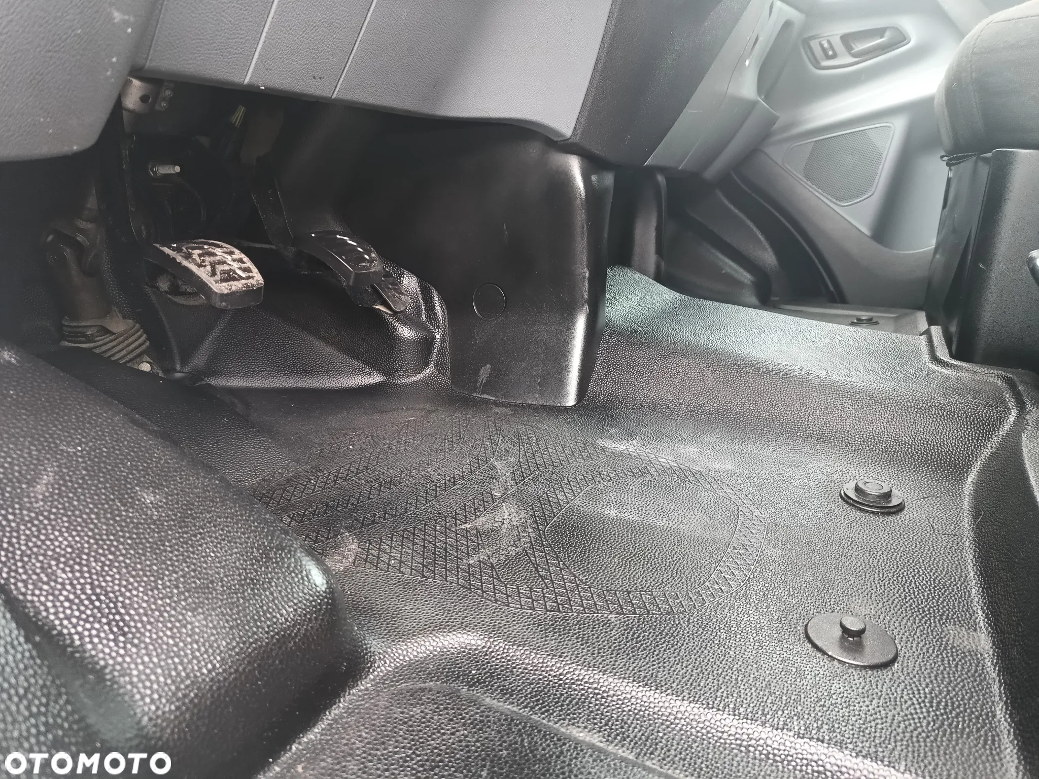 Ford Transit Custom 2.0 TDCi diesel 105 kM 2016rok, WYJĄTKOWO ZADBANY, GOTOWY DO PRACY!!! - 33