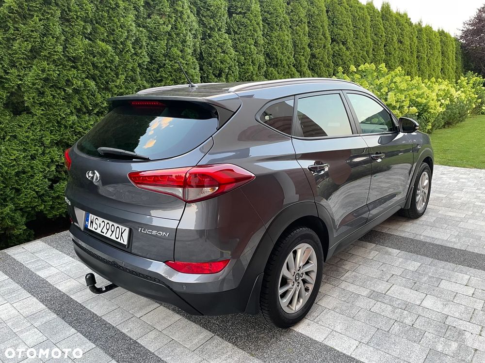 Hyundai Tucson 1.7 CRDI BlueDrive Comfort 2WD DCT - 19