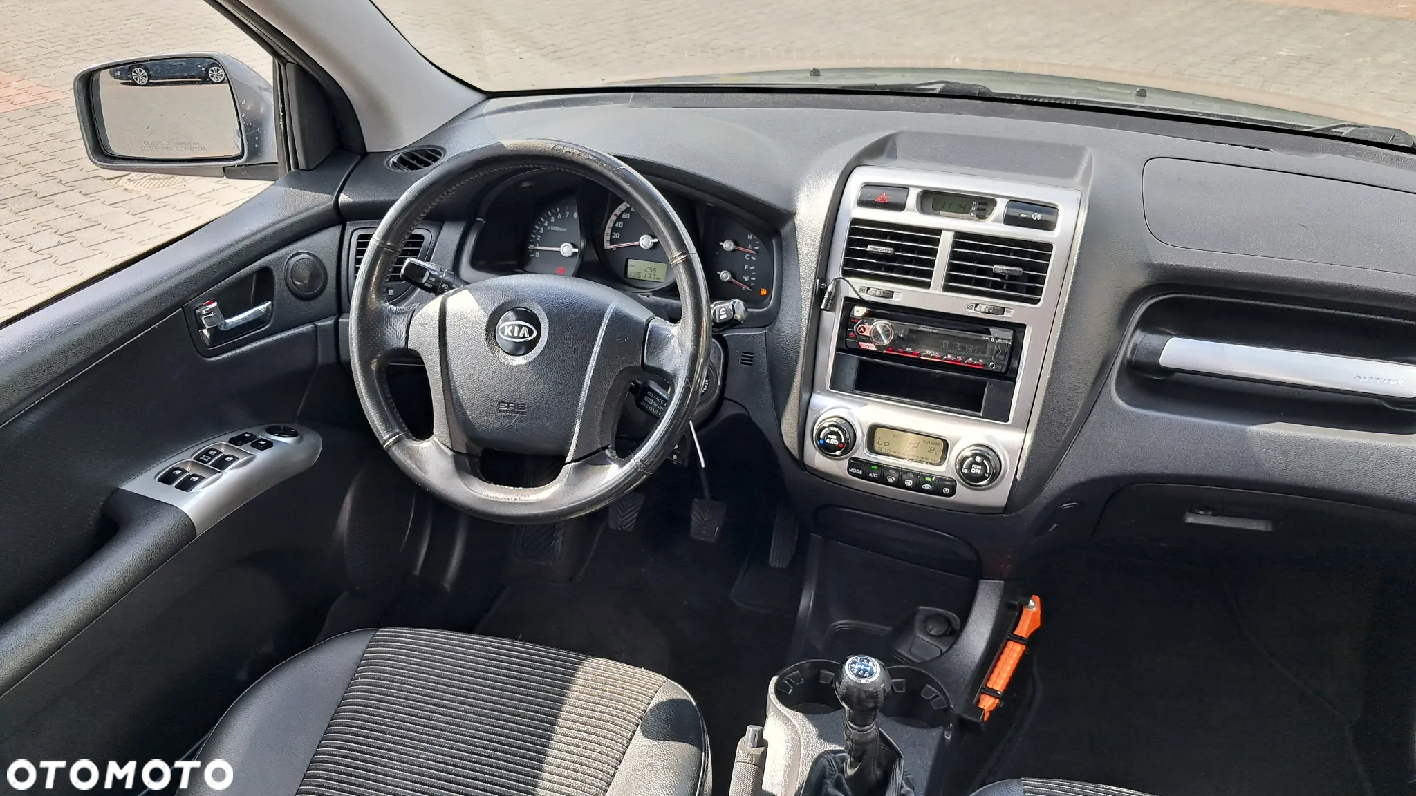 Kia Sportage 2.0 2WD LX - 6