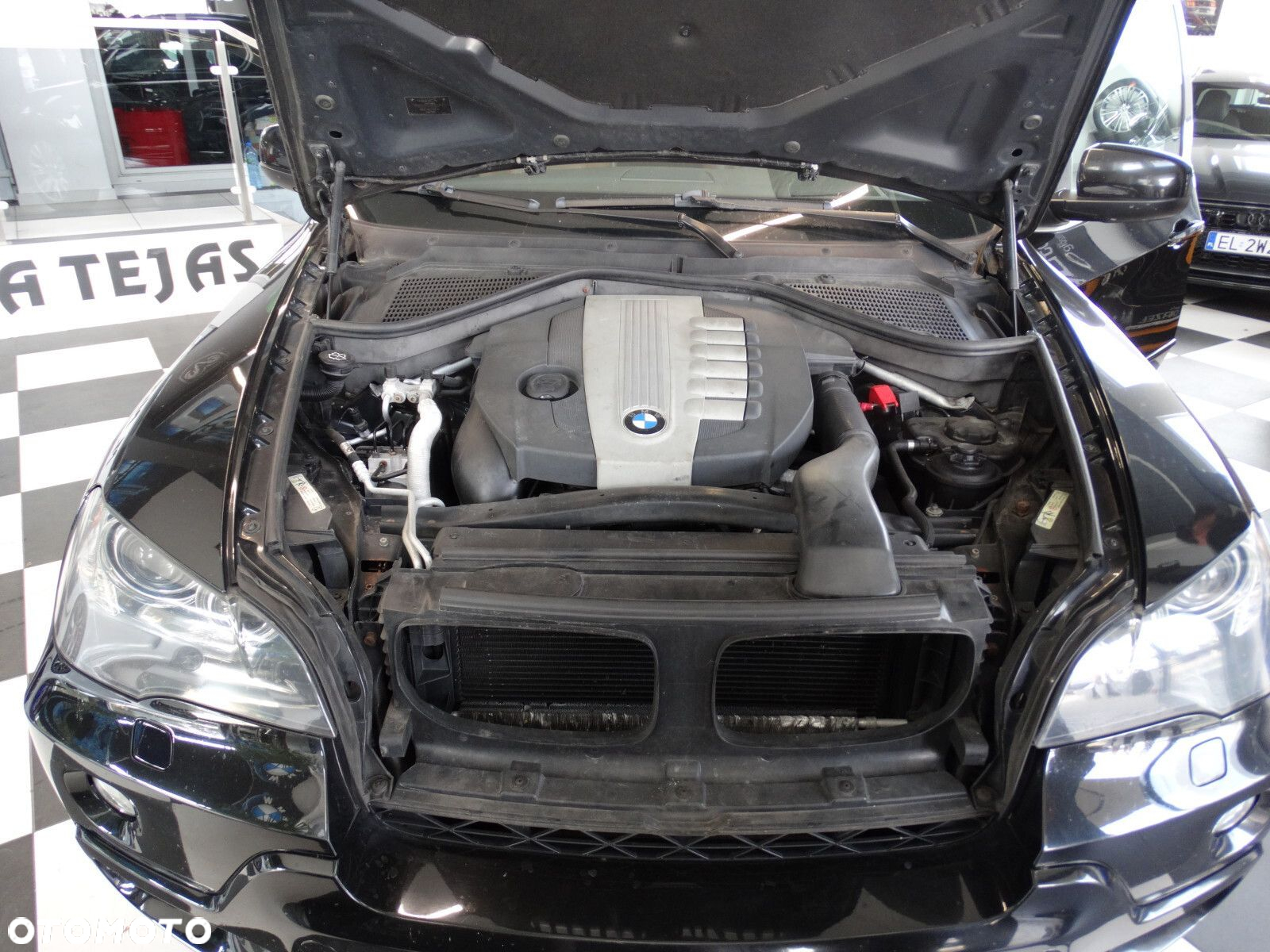 BMW X5 - 25