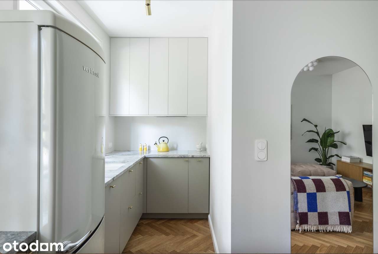 MIESZKANIE MOKOTÓW – BEZPRETENSJONALNY UROK I ZIELEŃ (76 m², 3 pokoje)