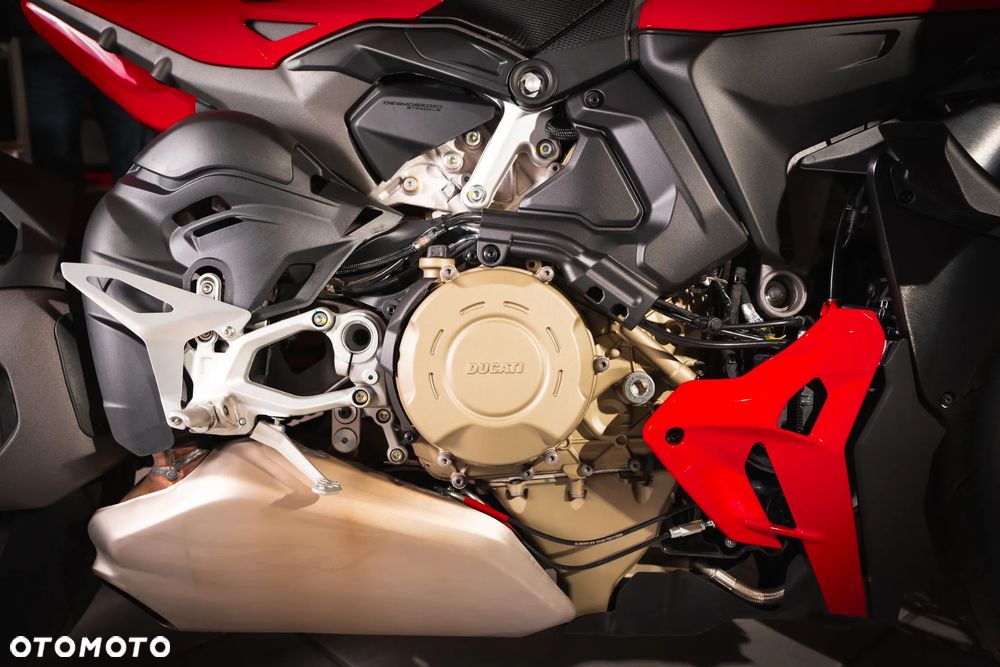 Ducati Streetfighter V4 - 12