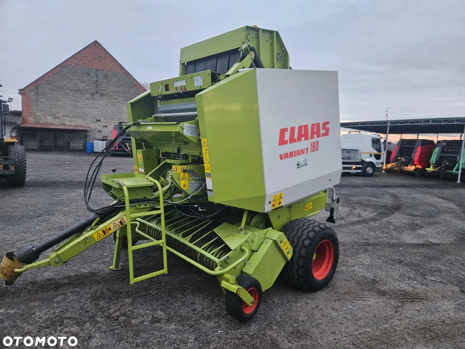 Claas Variant 180 - 1