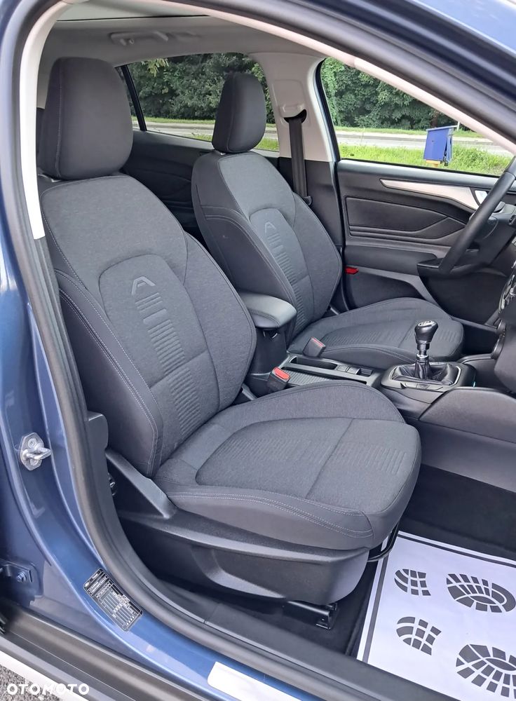 Ford Focus - 11