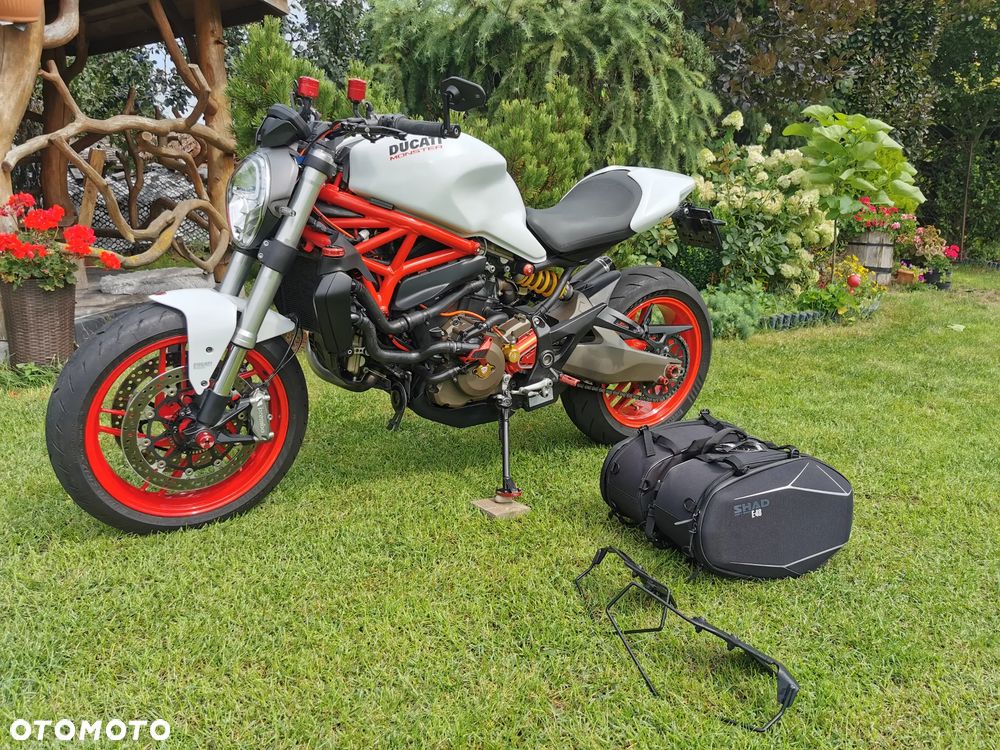 Ducati Monster - 9