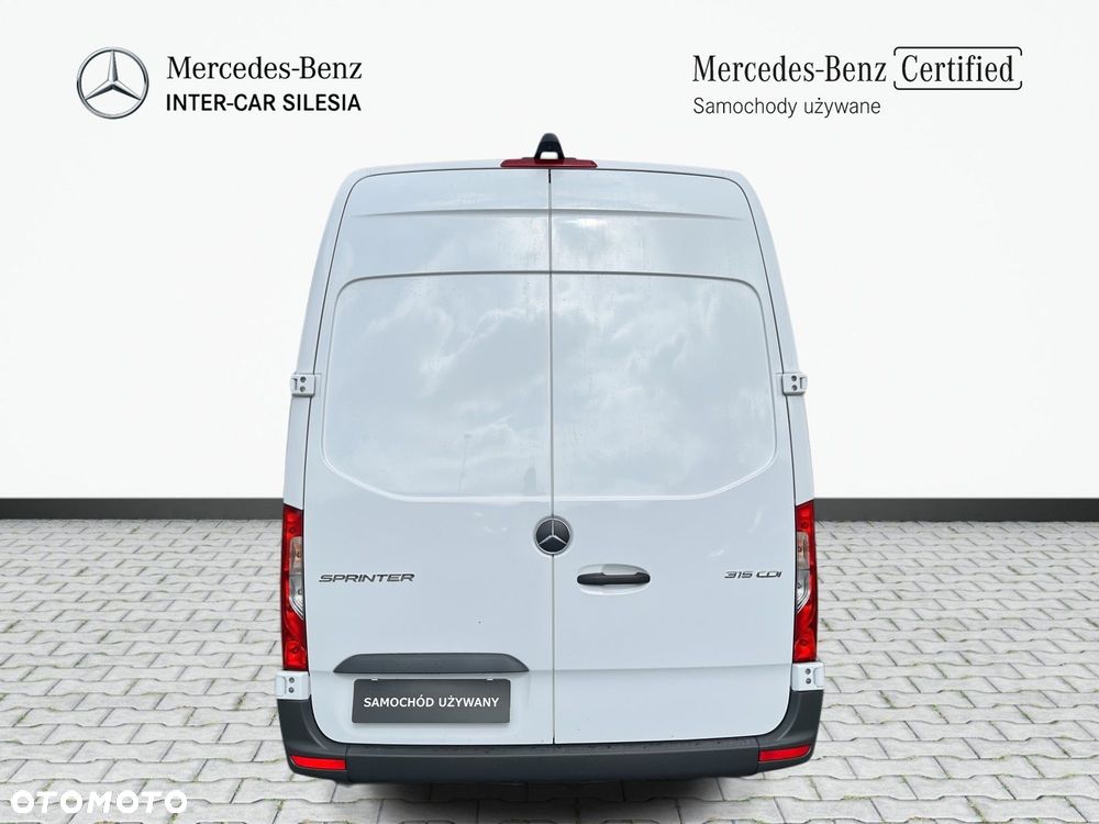 Mercedes-Benz Sprinter - 7