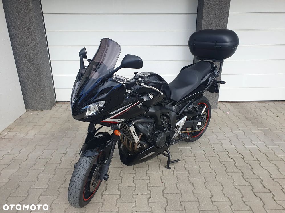 Yamaha FZ6 - 1