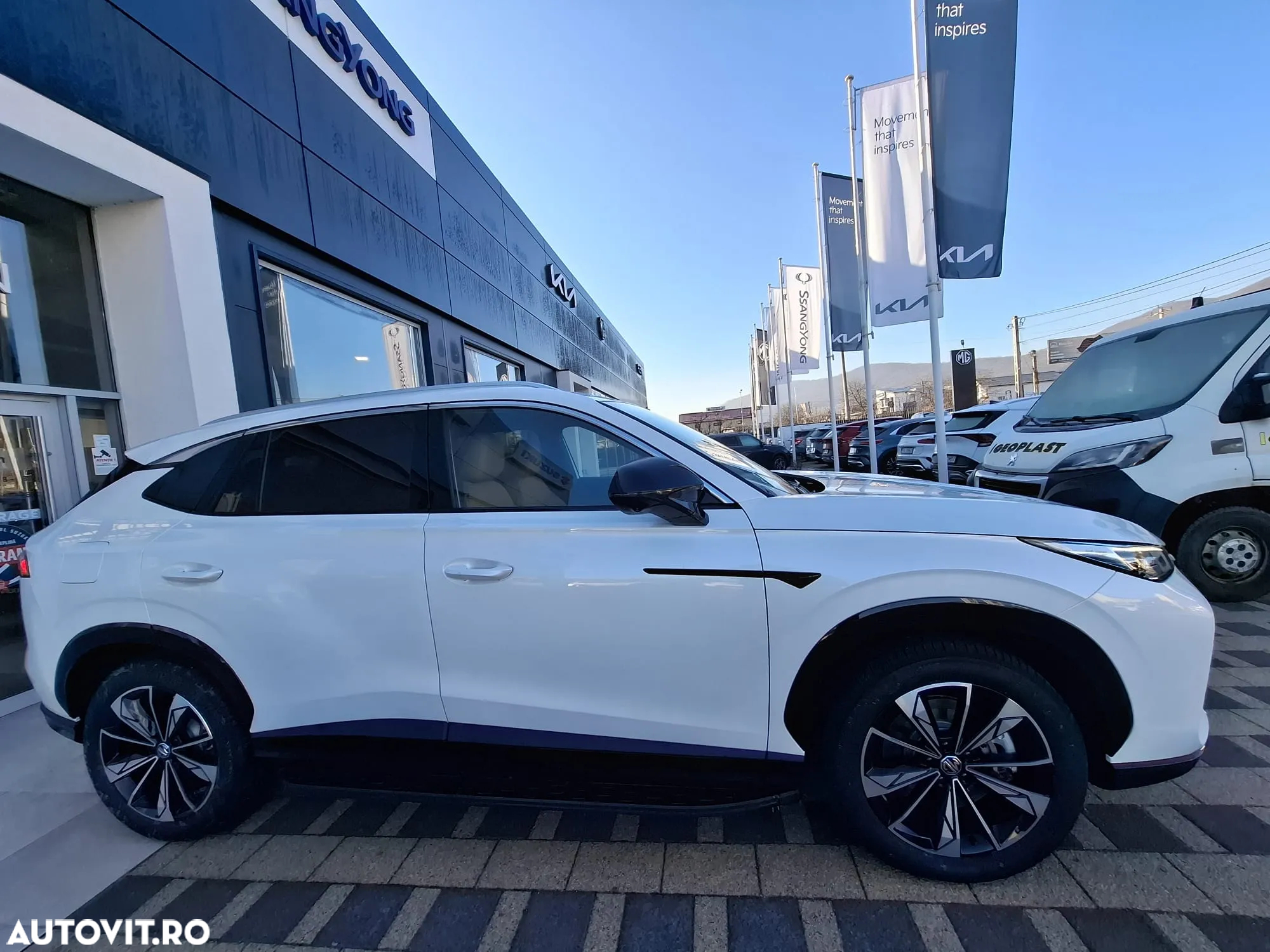 MG EHS 1.5 T-GDi AT PHEV Exclusive - 2