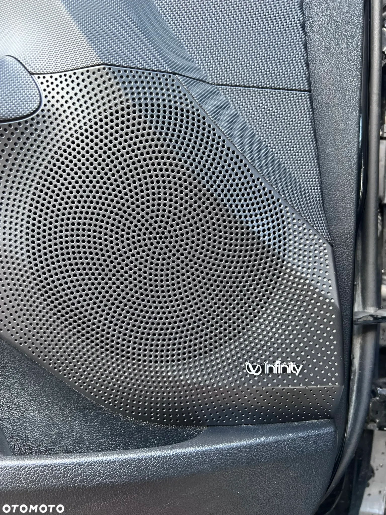 Hyundai Veloster - 22