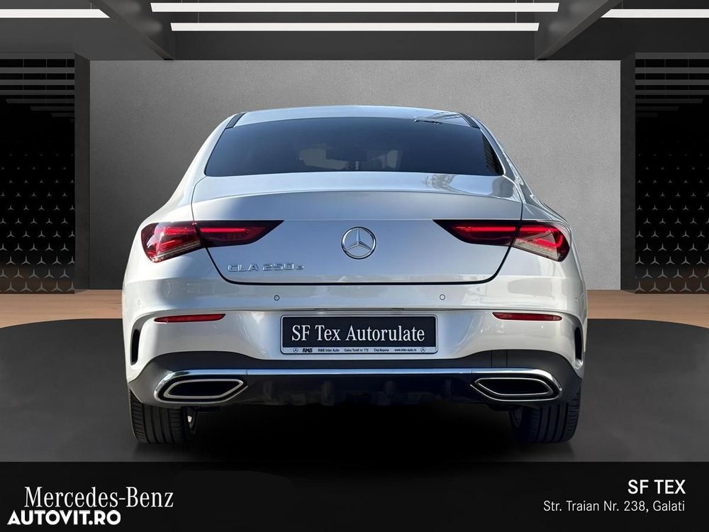 Mercedes-Benz CLA 250 e 8G-DCT AMG Line - 17