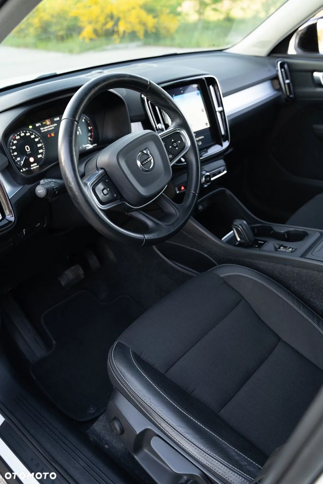 Volvo XC 40 D3 Momentum - 19