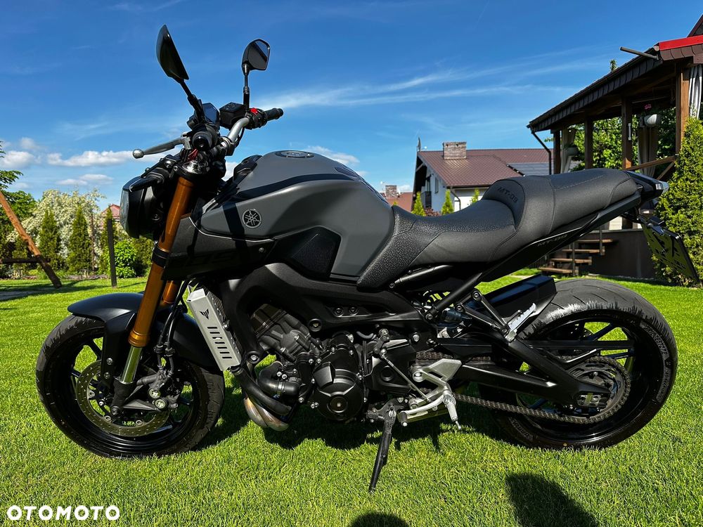 Yamaha MT - 5