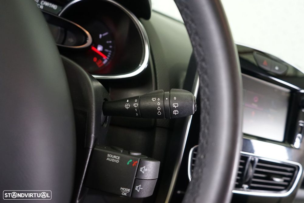 Renault Clio Sport Tourer 0.9 TCe Limited - 25