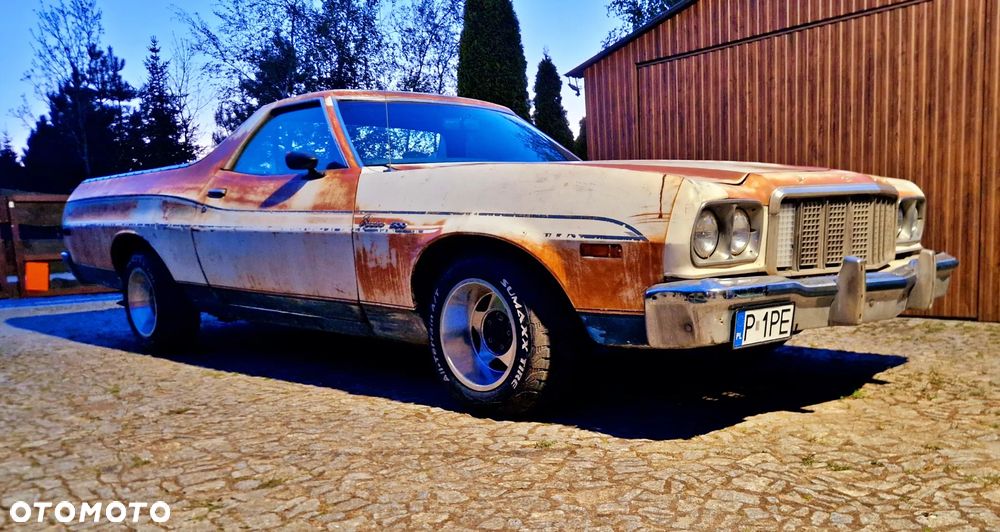 Ford Ranchero - 12