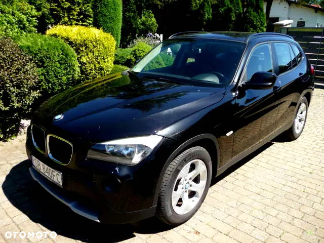 BMW X1 xDrive18d - 11