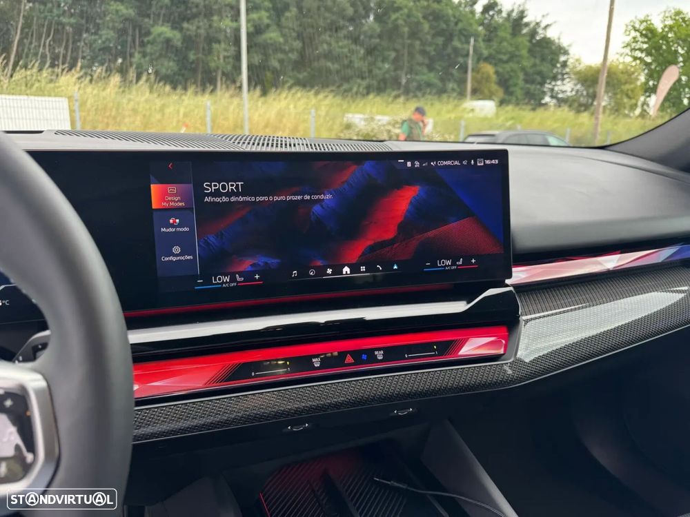 BMW i5 - 28