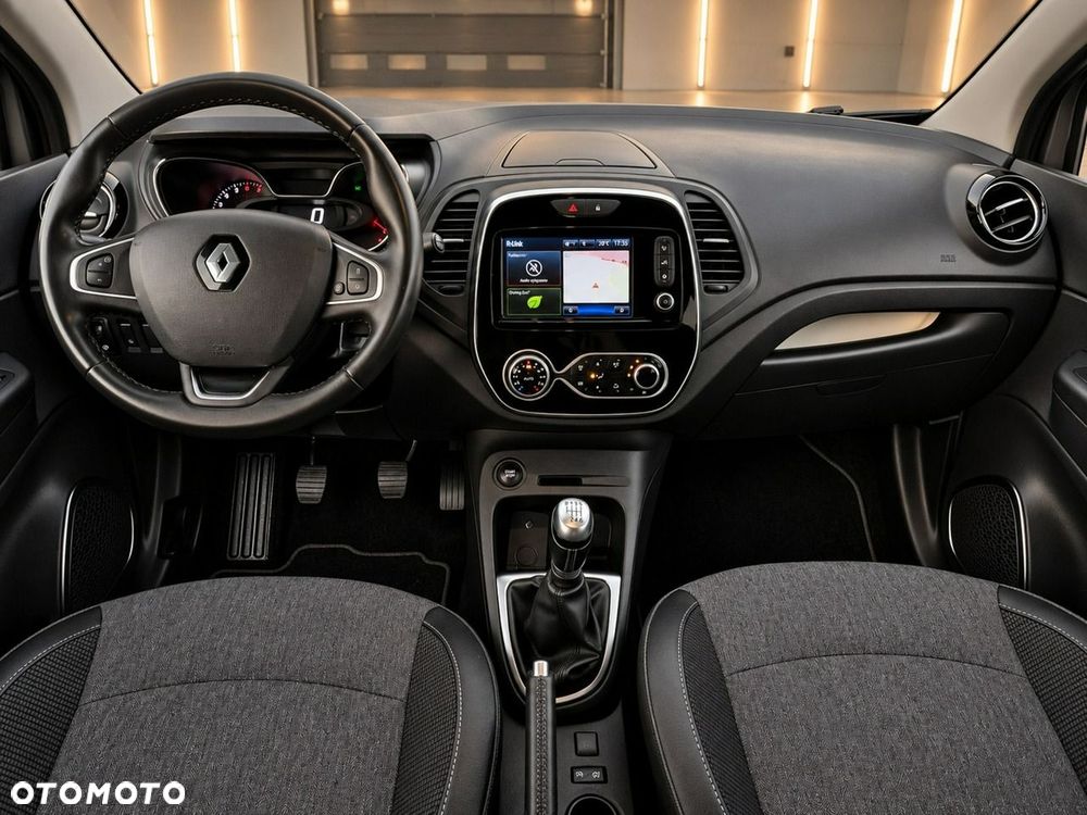 Renault Captur - 16