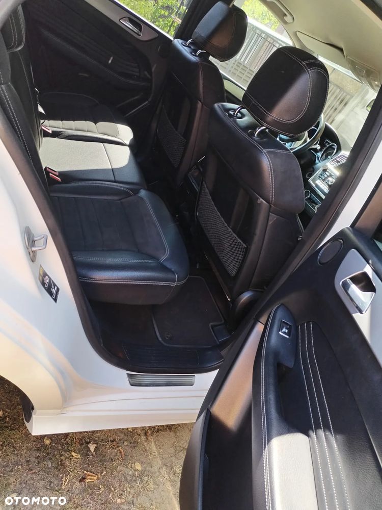 Mercedes-Benz ML 350 BlueTec 4-Matic - 18
