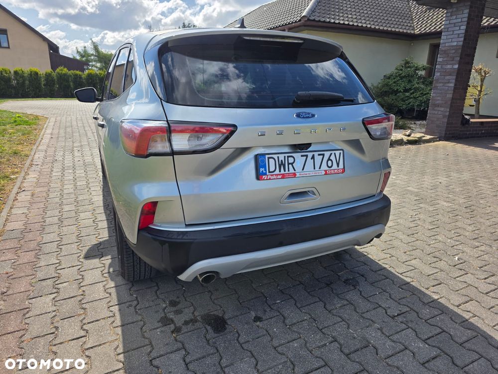 Ford Kuga - 6