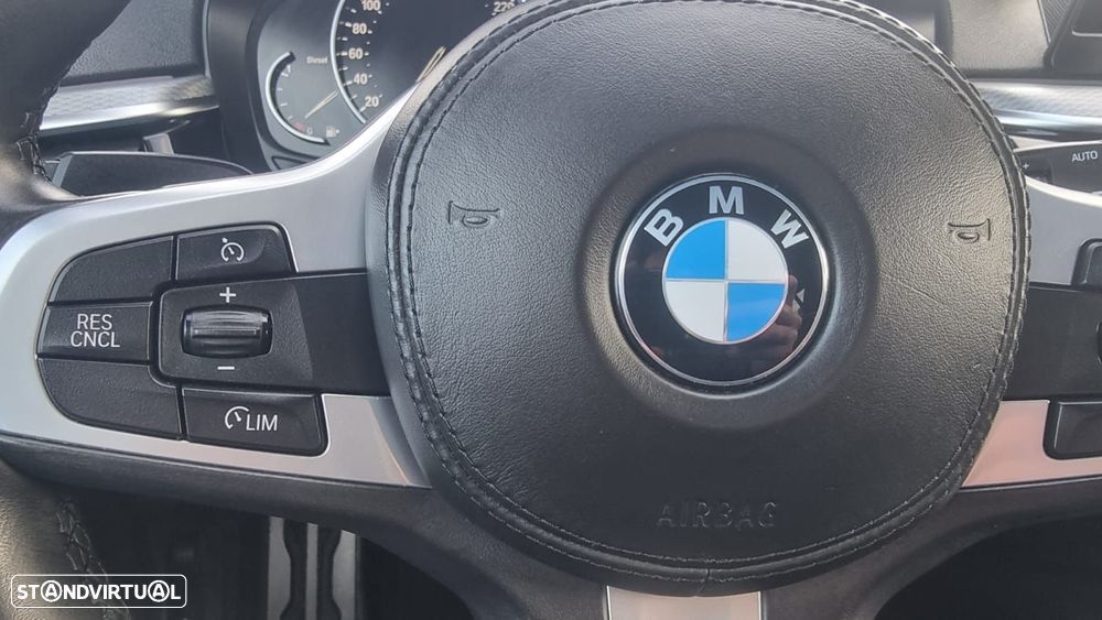 BMW 530 d Pack M Auto - 24