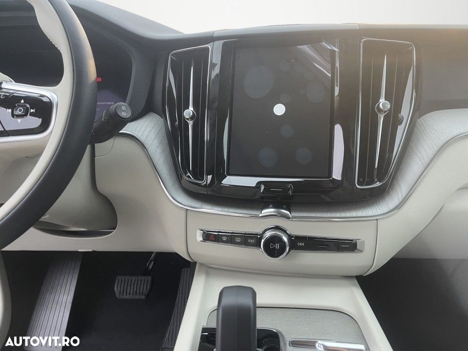 Volvo XC 60 T8 AWD AT PHEV Plus Bright - 15