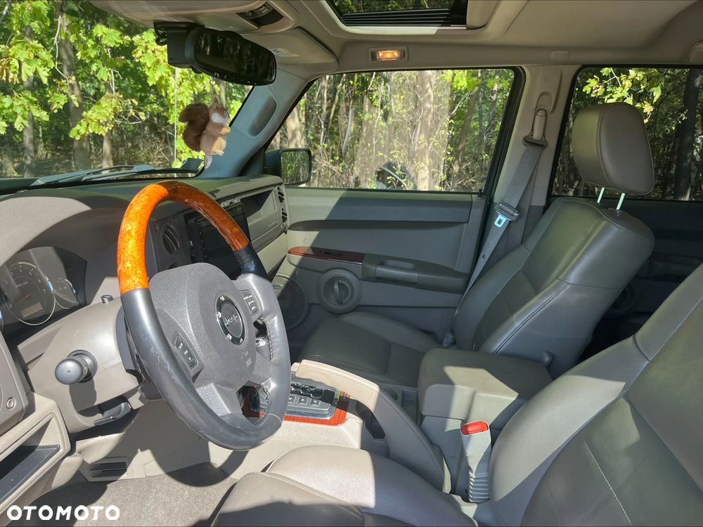 Jeep Commander 3.7 V6 - 10