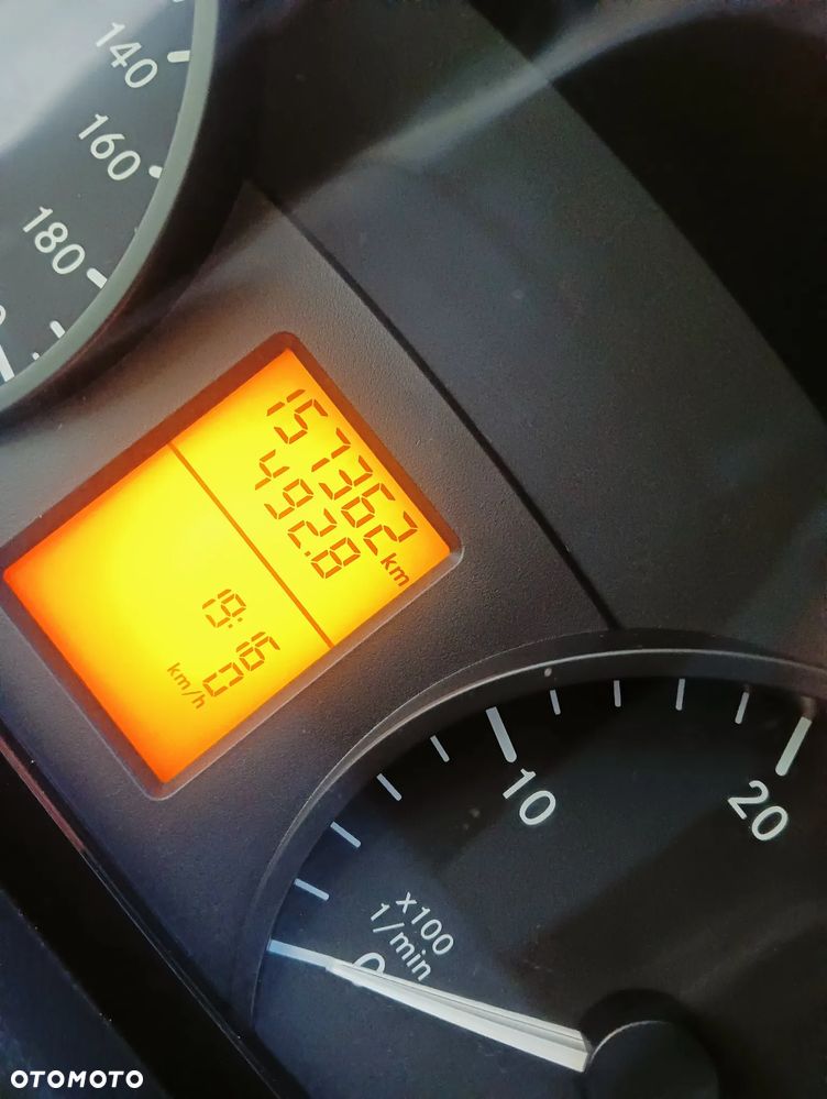 Mercedes-Benz VITO - 4