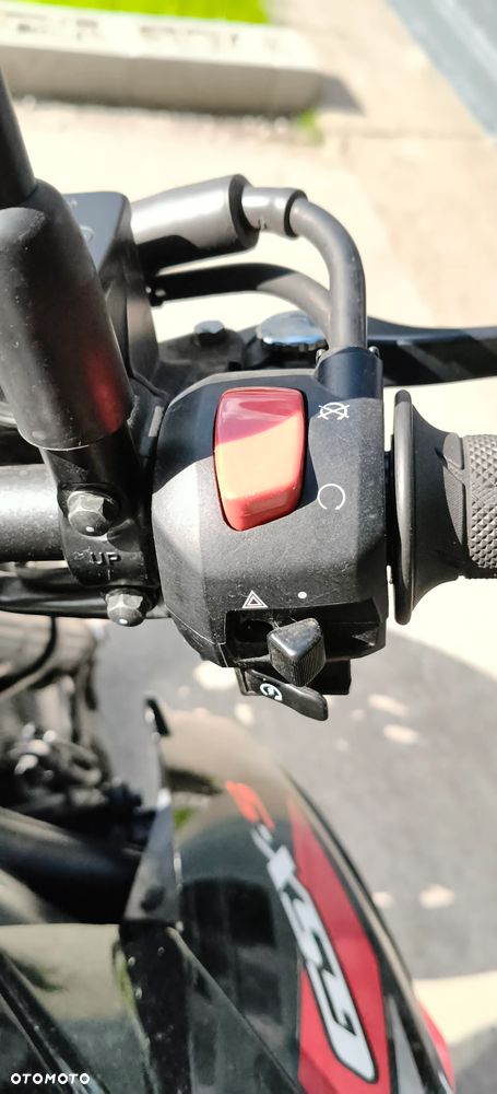 Suzuki GSX - 10