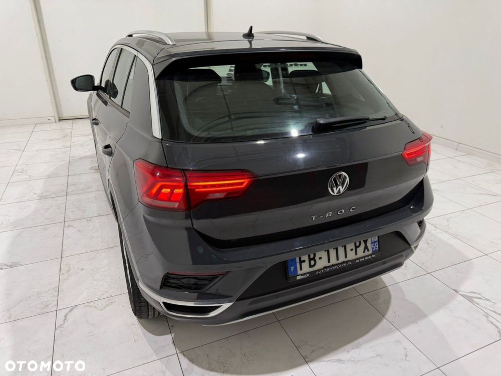 Volkswagen T-Roc - 12