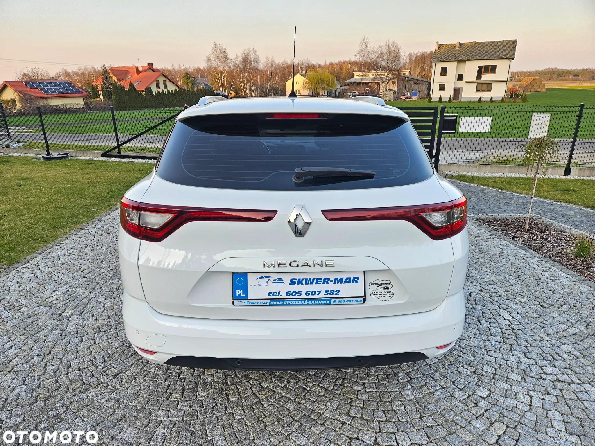 Renault Megane 1.5 dCi Zen - 8