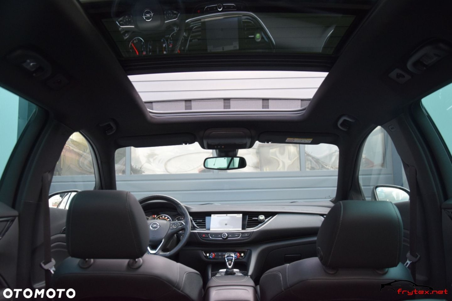 Opel Insignia - 34