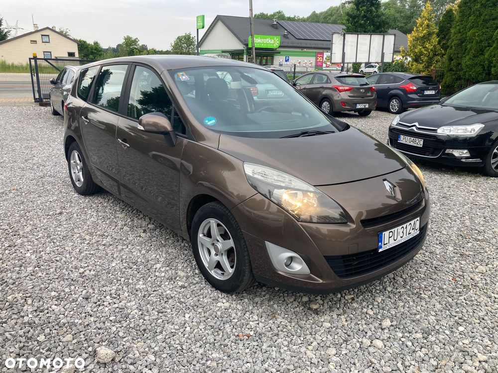 Renault Scenic 1.6 16V 110 Authentique - 1