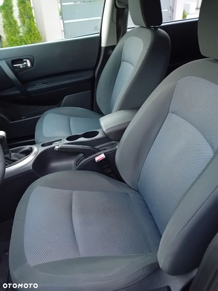 Nissan Qashqai 1.6 Visia - 32